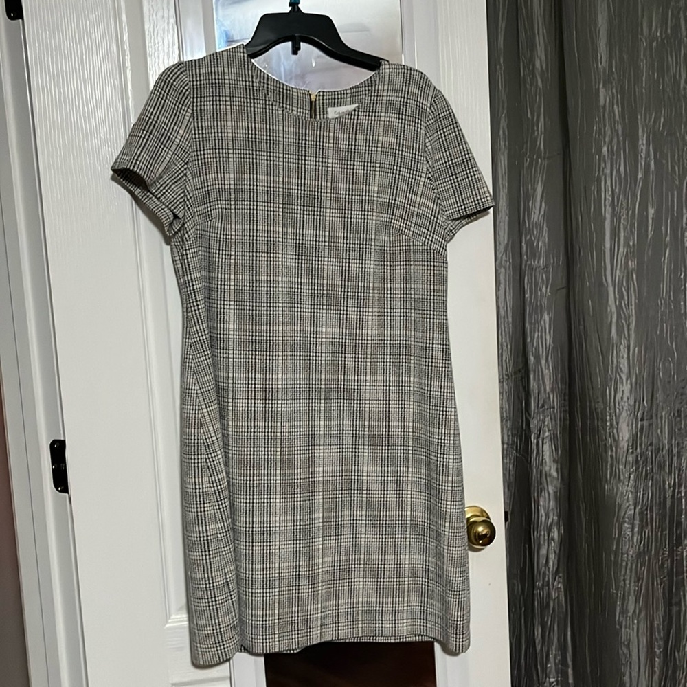 Classic dress perfect for work or dinner